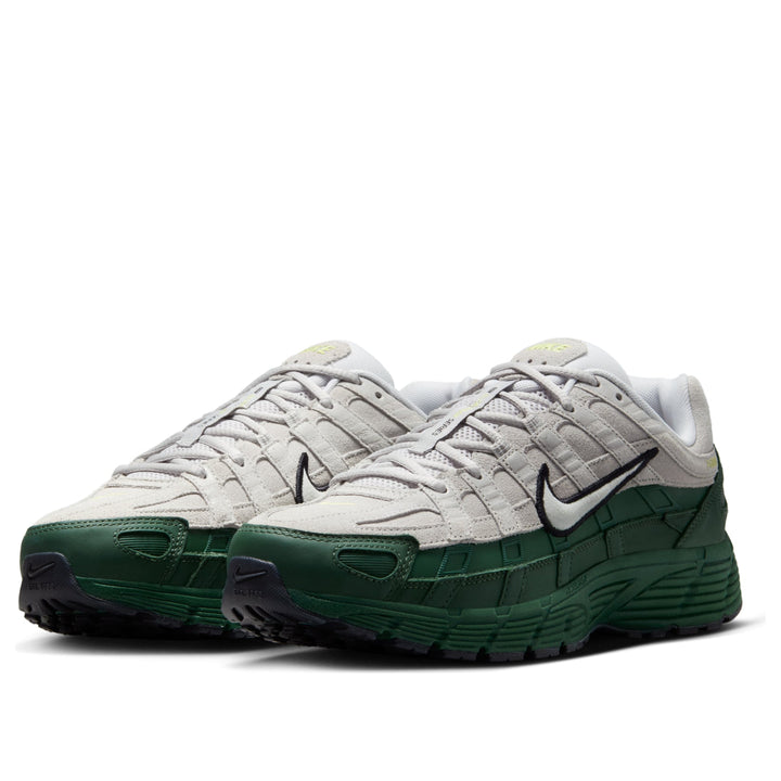 NIKE P-6000 PREMIUM &