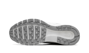 NIKE P-6000 SE WMNS 'SUMMIT WHITE VAST GREY' — Stock