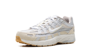 NIKE P-6000 WMNS 'PHOTON DUST LIGHT KHAKI' — Stock