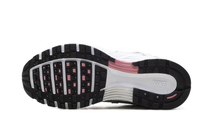 NIKE P-6000 WMNS &
