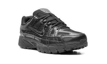 NIKE P-6000 BLACK — Stock