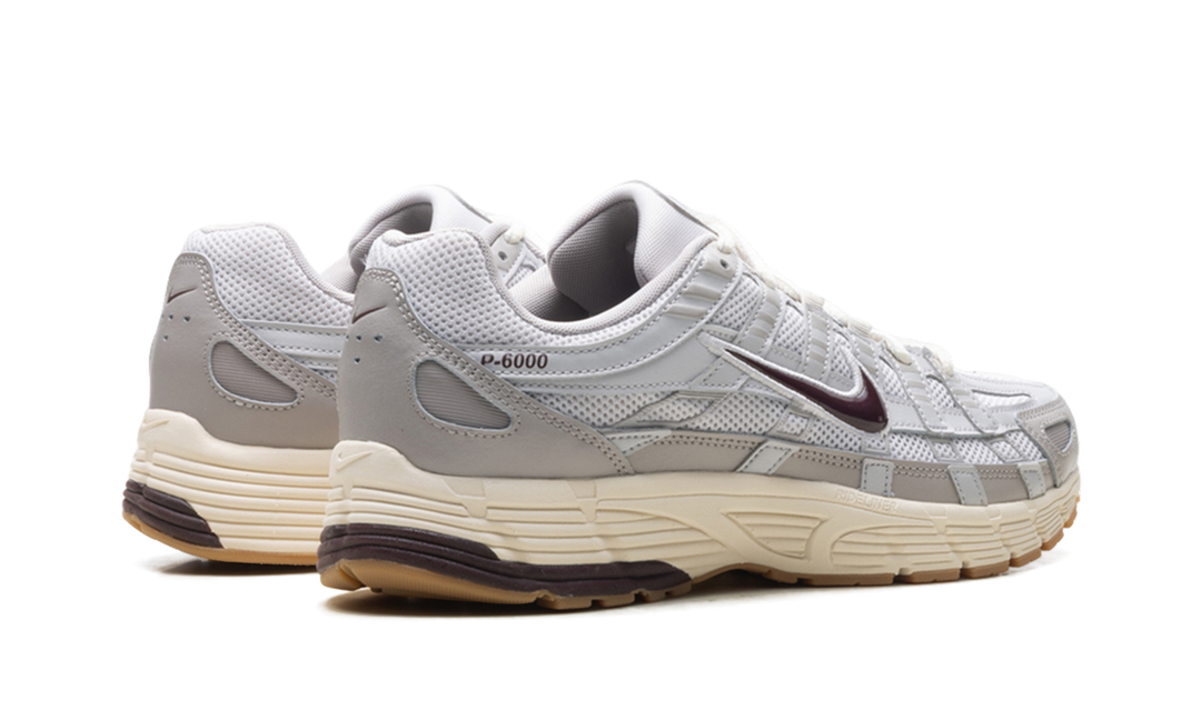NIKE P-6000 COLLEGE GREY BURGUNDY CRUSH