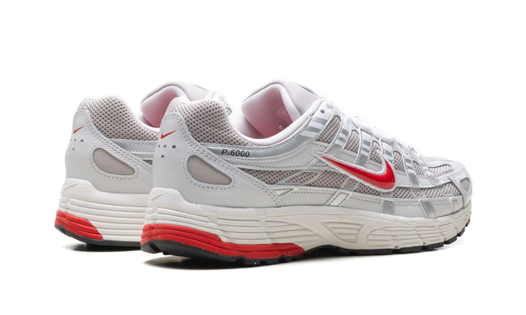 NIKE P-6000 COLLEGE GREY FIRE RED