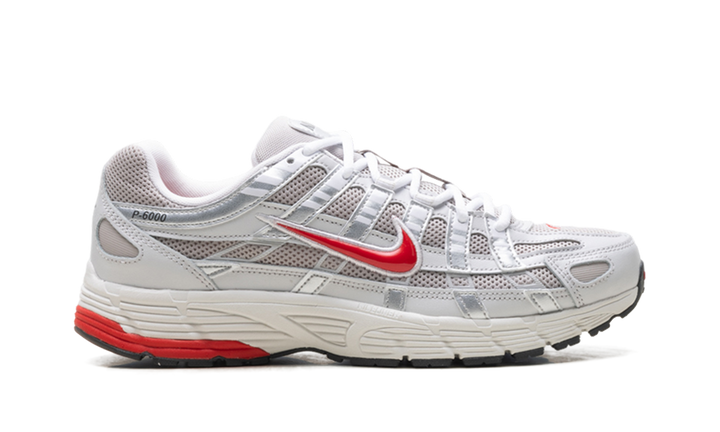 NIKE P-6000 COLLEGE GREY FIRE RED