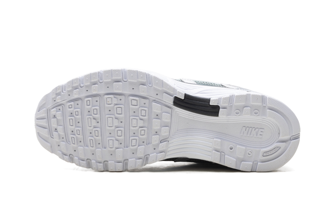 NIKE P-6000 DARK SMOKE GREY WHITE (WOMEN&