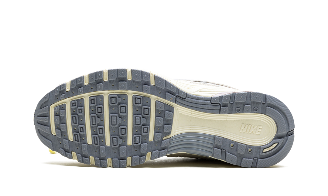 NIKE P-6000 LIGHT BONE (WOMEN&