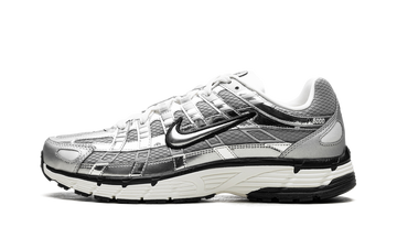 NIKE P-6000 METALLIC SILVER — Stock
