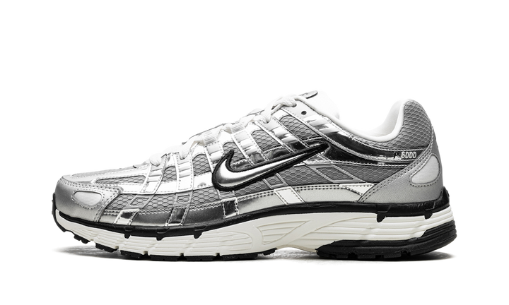 NIKE P-6000 METALLIC SILVER