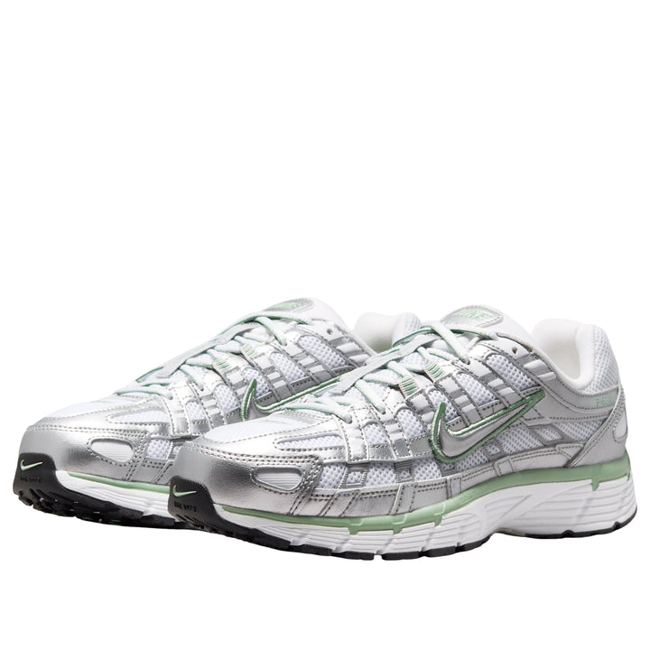NIKE P-6000 METALLIC SILVER WHITE STEAM (WOMEN&
