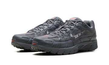 NIKE P-6000 PREMIUM IRON GREY METALLIC SILVER — Stock
