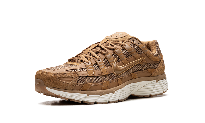 NIKE P-6000 SE FLAX METALLIC GOLD SAIL