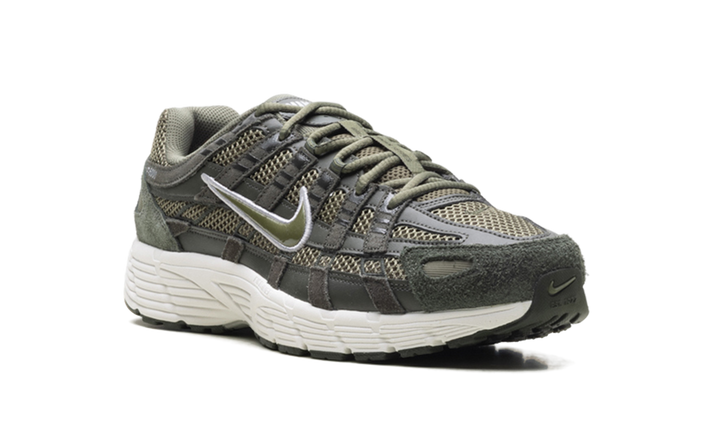 NIKE P-6000 SE SEQUOIA MEDIUM OLIVE — Stock 