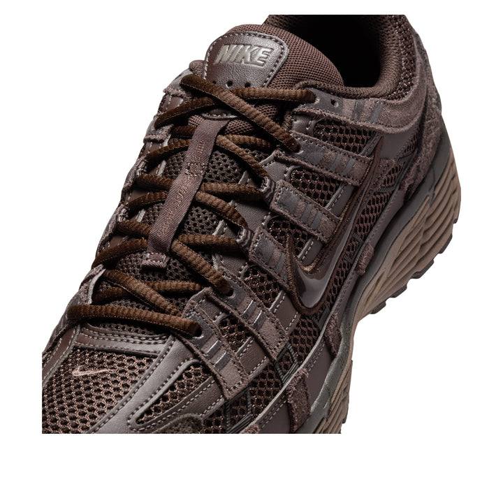NIKE P-6000 SE &