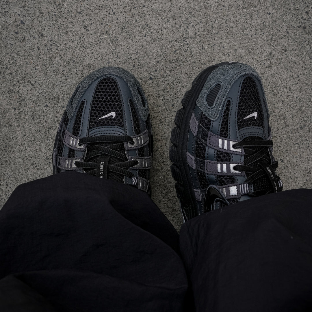 NIKE P-6000 SUEDE ‘ANTHRACITE METALLIC SILVER’