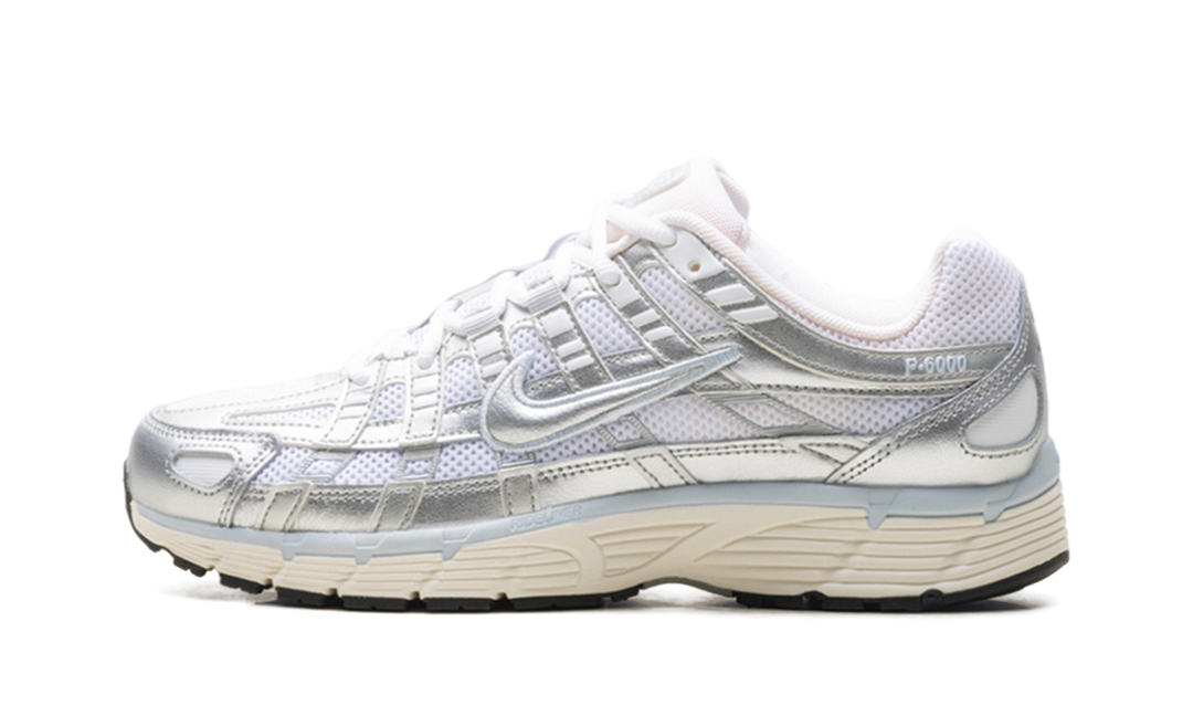 NIKE P-6000 WHITE BLUE TINT SAIL METALLIC SILVER (WOMEN'S) — Stock