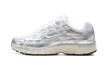 NIKE P-6000 WHITE BLUE TINT SAIL METALLIC SILVER (WOMEN'S) — Stock
