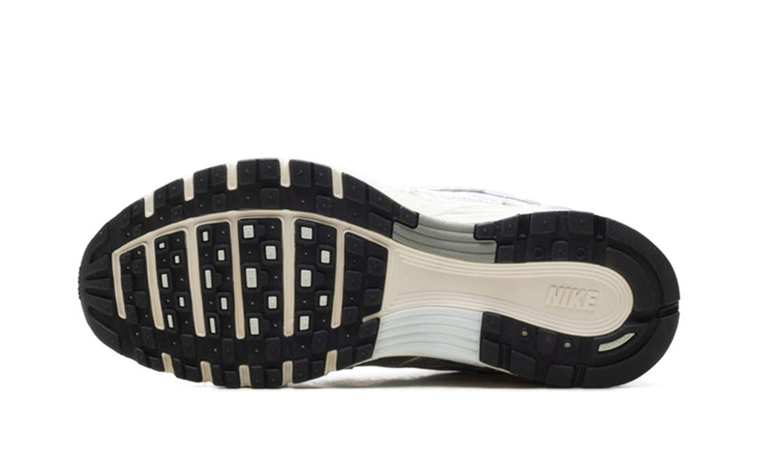 NIKE P-6000 WHITE BLUE TINT SAIL METALLIC SILVER (WOMEN'S) — Stock