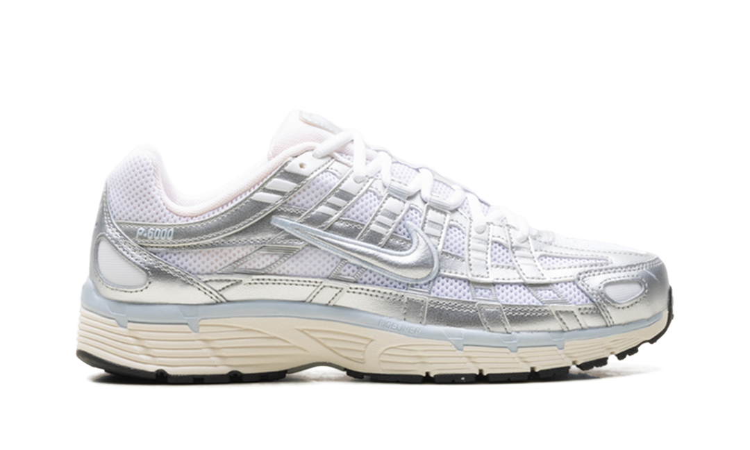 NIKE P-6000 WHITE BLUE TINT SAIL METALLIC SILVER (WOMEN'S) — Stock