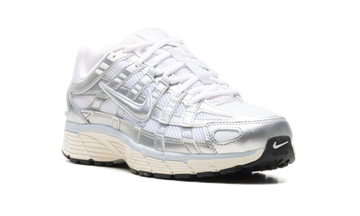 NIKE P-6000 WHITE BLUE TINT SAIL METALLIC SILVER (WOMEN'S) — Stock