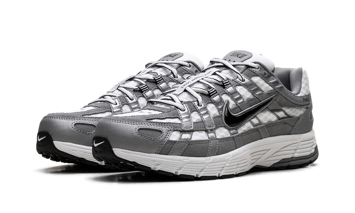 NIKE P-6000 WHITE METALLIC COOL GREY BLACK
