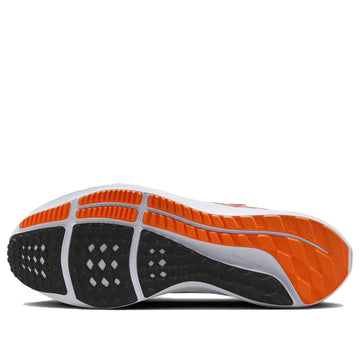 NIKE PEGASUS 40 OKLAHOMA STATE — Stock
