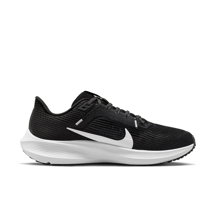 NIKE PEGASUS 40 PREMUM BLACK WHITE GREY WOMENS