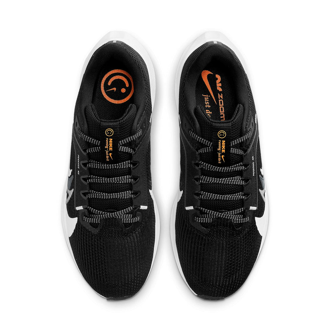 NIKE PEGASUS 40 PREMUM BLACK WHITE GREY WOMENS