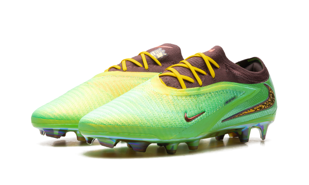 NIKE PHANTOM 6 LOW ELITE FG SE TRAVIS SCOTT