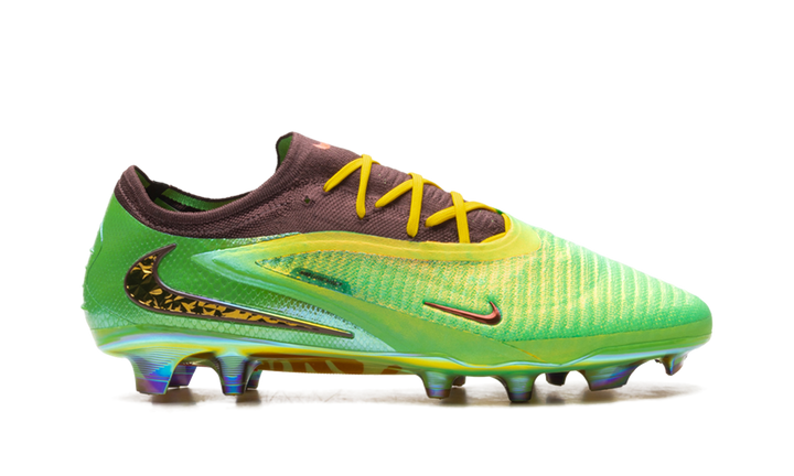 NIKE PHANTOM 6 LOW ELITE FG SE X TRAVIS SCOTT