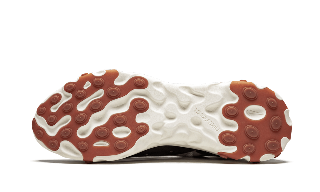 NIKE REACT ELEMENT 87 DUSTY PEACH
