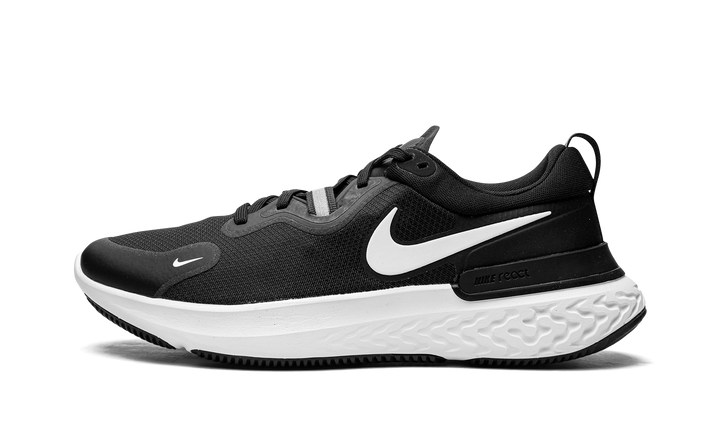 NIKE REACT MILER BLACK WHITE