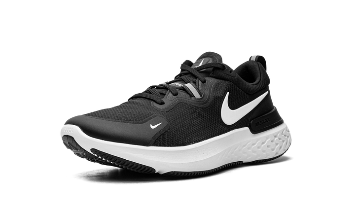 NIKE REACT MILER BLACK WHITE