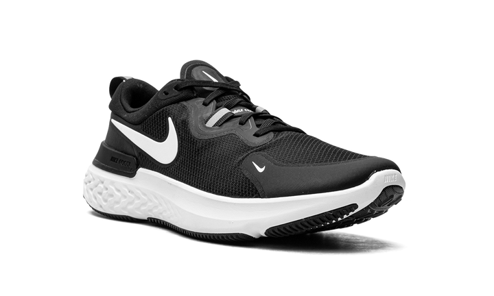 NIKE REACT MILER BLACK WHITE