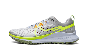 NIKE REACT PEGASUS TRAIL 4 COBBLESTONE VOLT — Stock