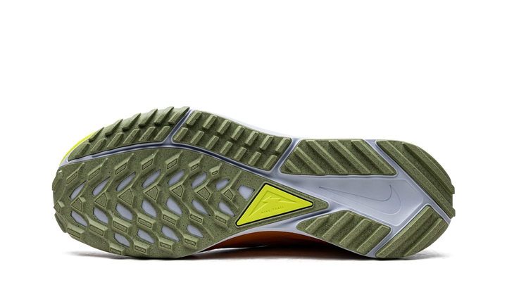 NIKE REACT PEGASUS TRAIL 4 COBBLESTONE VOLT