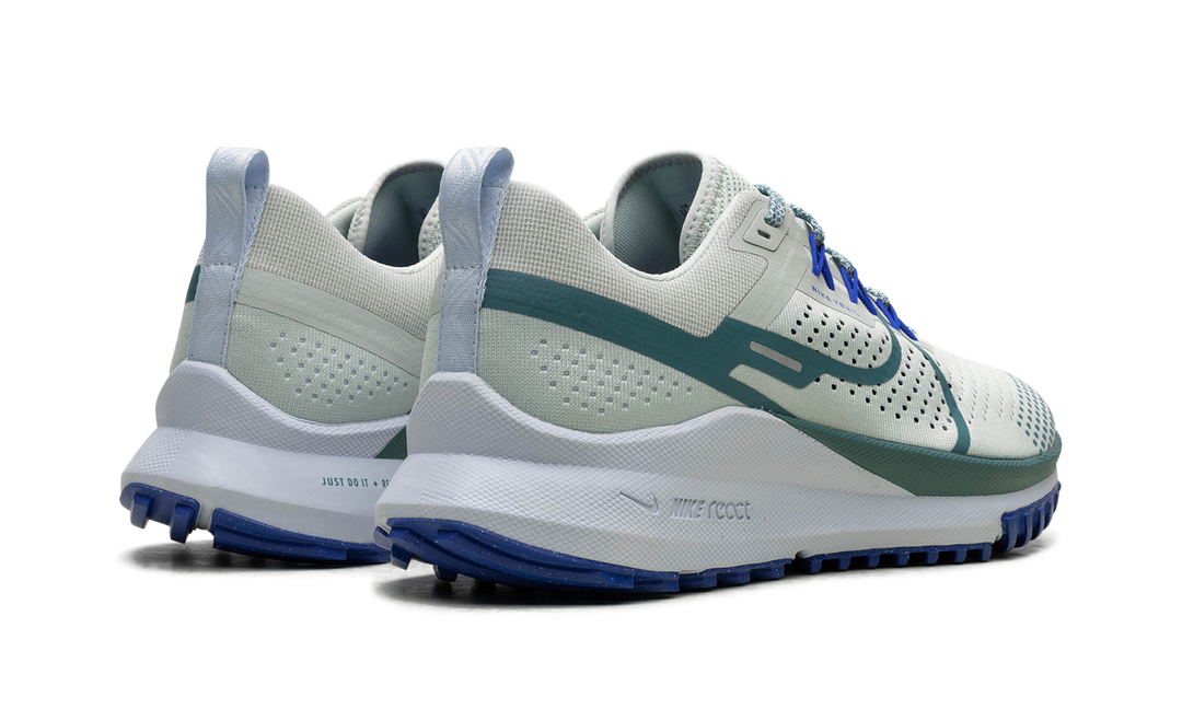 NIKE REACT PEGASUS TRAIL 4 LIGHT SILVER RACER BLUE FOOTBALL GREY MINERAL TEAL