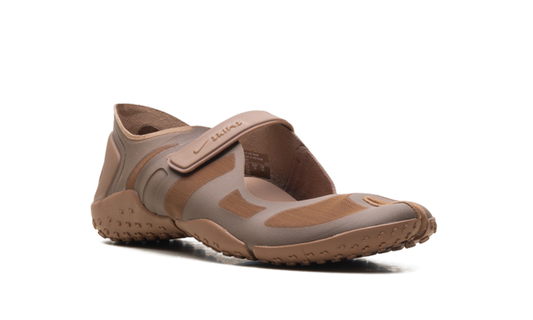 NIKE RIFT MESH SKIMS ARCHAEO BROWN WOMENS