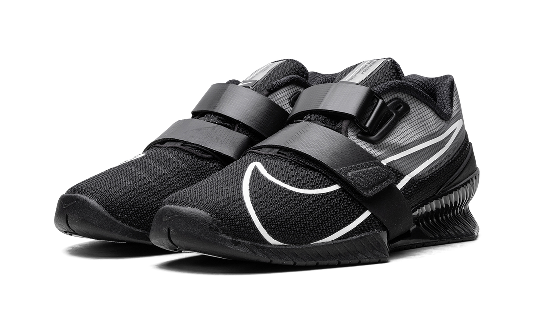 NIKE ROMALEOS 4 BLACK WHITE