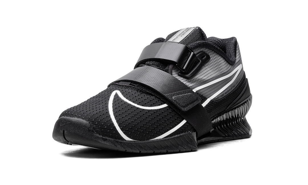 NIKE ROMALEOS 4 BLACK WHITE