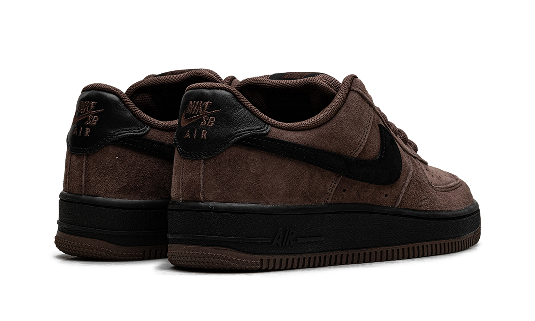 NIKE SB AIR FORCE 1 LOW LIGHT CHOCOLATE BLACK