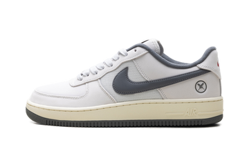 NIKE SB AIR FORCE 1 LOW YUTO HORIGOME WHITE IRON GREY