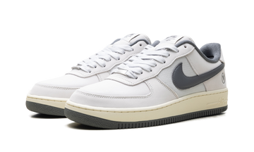 NIKE SB AIR FORCE 1 LOW YUTO HORIGOME WHITE IRON GREY