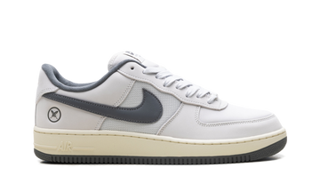 NIKE SB AIR FORCE 1 LOW YUTO HORIGOME WHITE IRON GREY