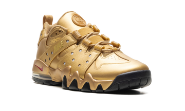 NIKE SB AIR MAX 2 CB '94 LOW SUPREME METALLIC GOLD — Stock