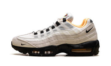NIKE SB AIR MAX 95 WORLD CUP PACK SAIL — Stock