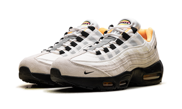 NIKE SB AIR MAX 95 WORLD CUP PACK SAIL — Stock