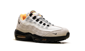 NIKE SB AIR MAX 95 WORLD CUP PACK SAIL — Stock
