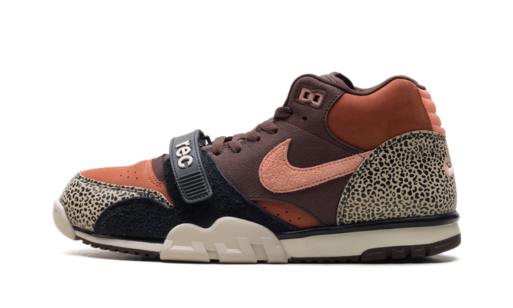 NIKE SB AIR TRAINER 1 ARTS-REC LIMESTONE