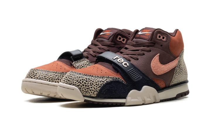 NIKE SB AIR TRAINER 1 ARTS-REC LIMESTONE