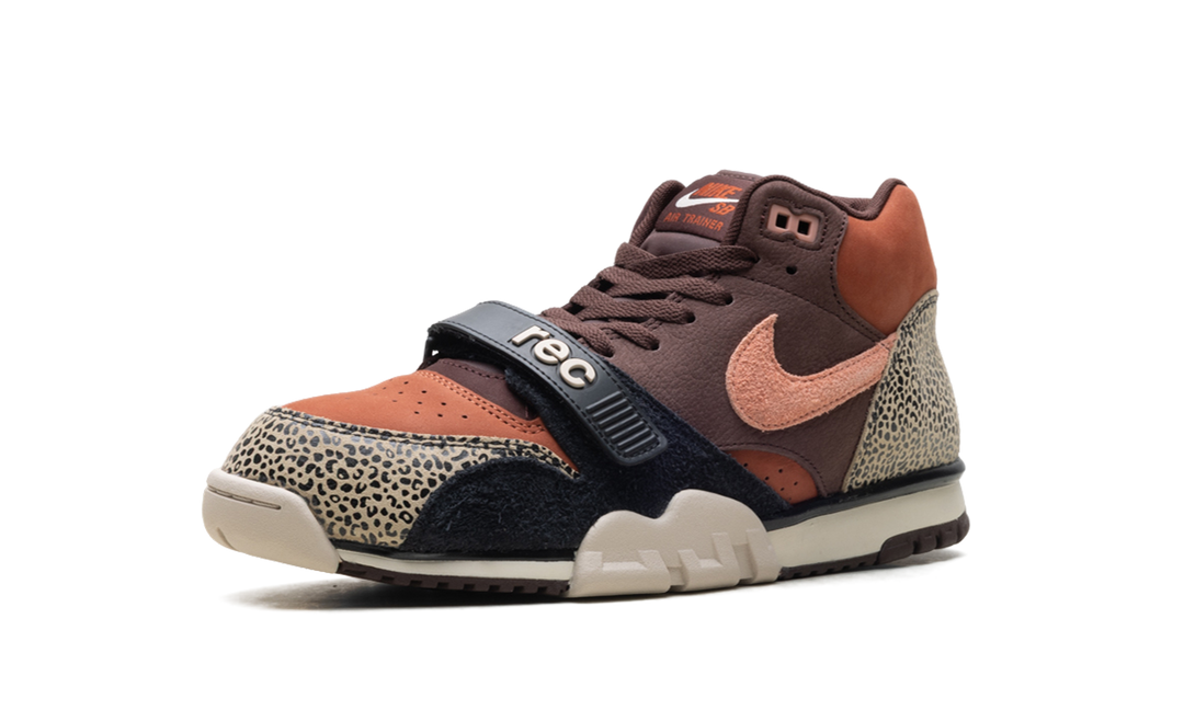 NIKE SB AIR TRAINER 1 ARTS-REC LIMESTONE